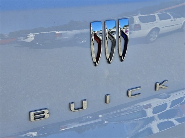 Used 2024 Buick Encore GX Sport Touring image 13