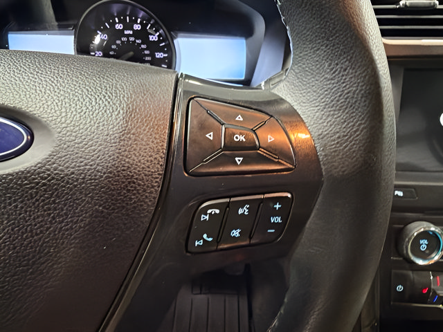 Used 2017 Ford Explorer XLT w/ Equipment Group 202A FWD image 18