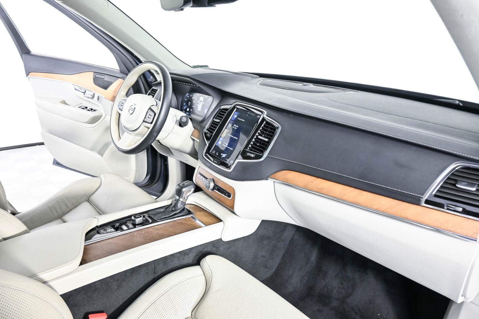 Used 2019 Volvo XC90 T6 Inscription w/ Luxury Package AWD/4WD image 24