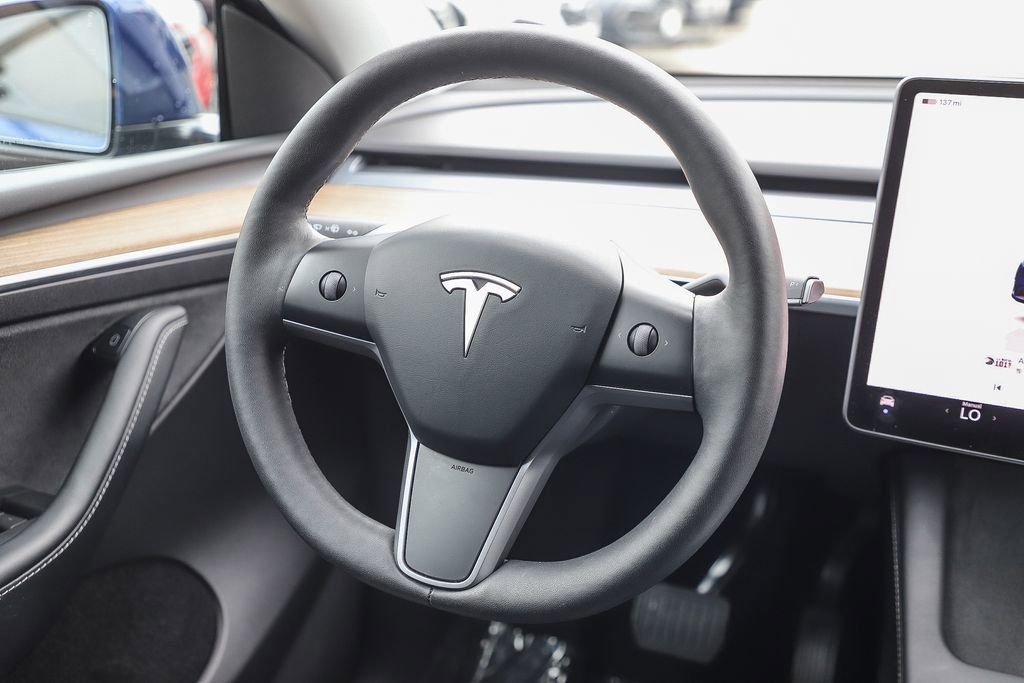 Used 2023 Tesla Model Y Long Range AWD/4WD image 14