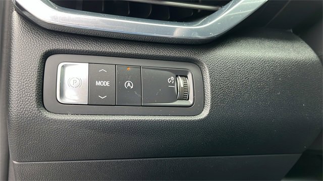 Certified 2025 GMC Acadia Elevation image 14