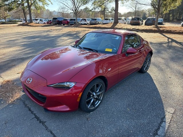 Used 2017 MAZDA MX-5 Miata RF Grand Touring image 2