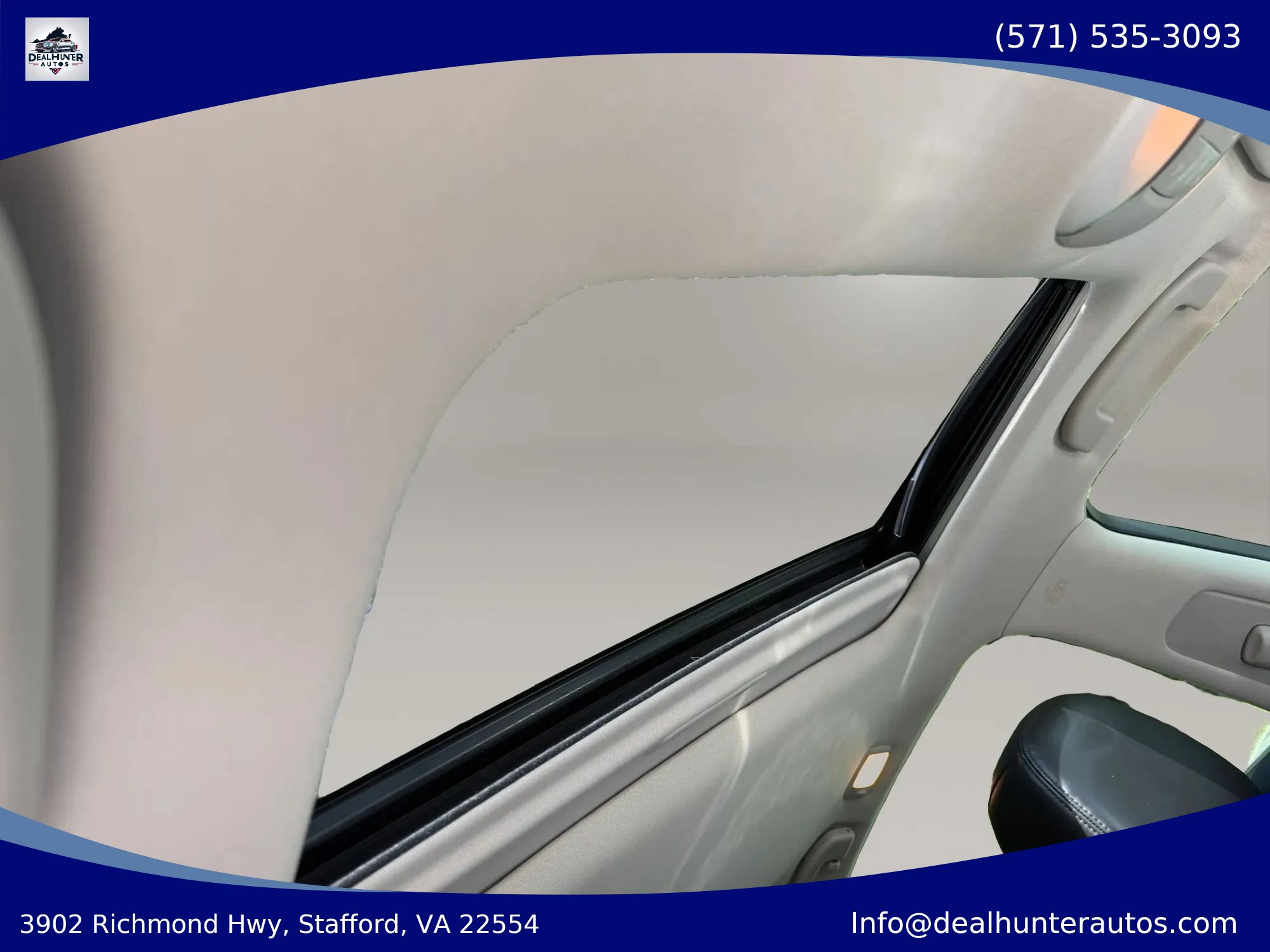 Used 2015 INFINITI Q70 3.7 AWD/4WD image 19