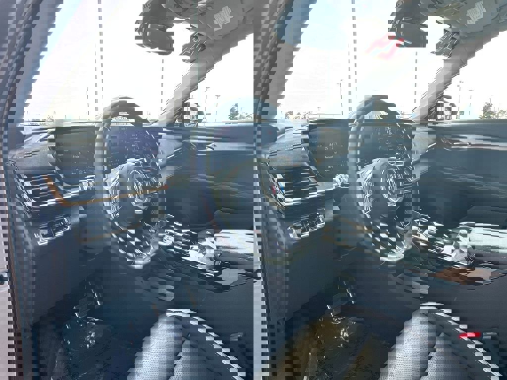 Certified 2024 Buick Envision Sport Touring image 10