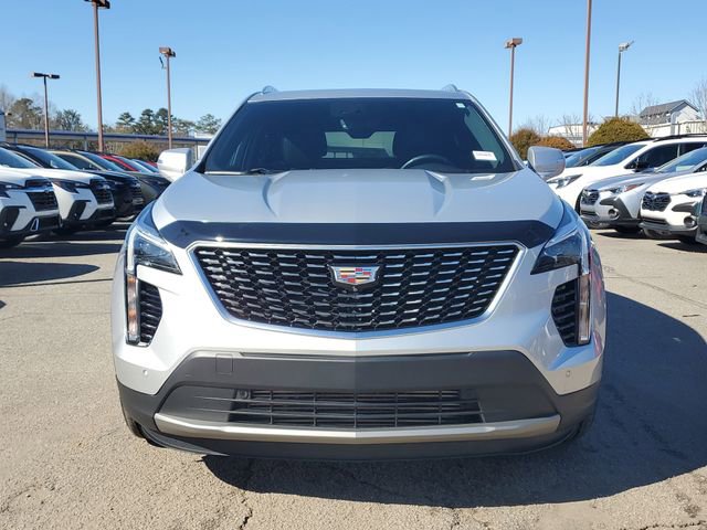 Used 2022 Cadillac XT4 Premium Luxury w/ Enhanced Visibility Package image 2