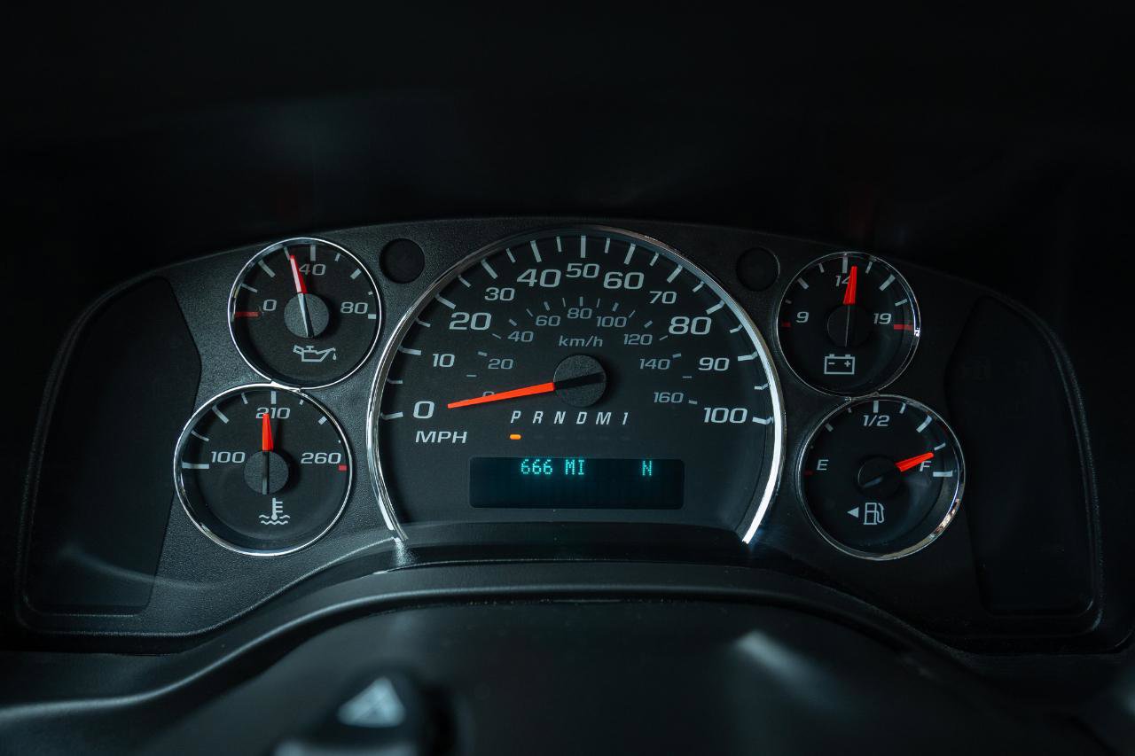 Used 2014 Chevrolet Express 3500 LS image 22