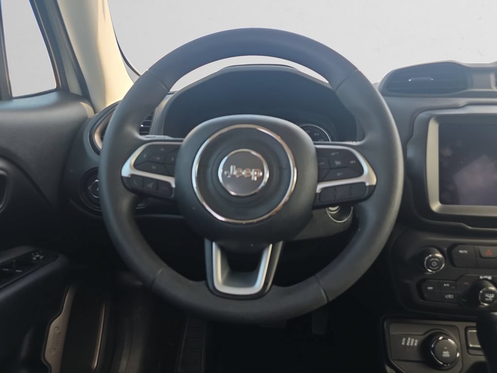 Used 2023 Jeep Renegade Latitude AWD/4WD image 13