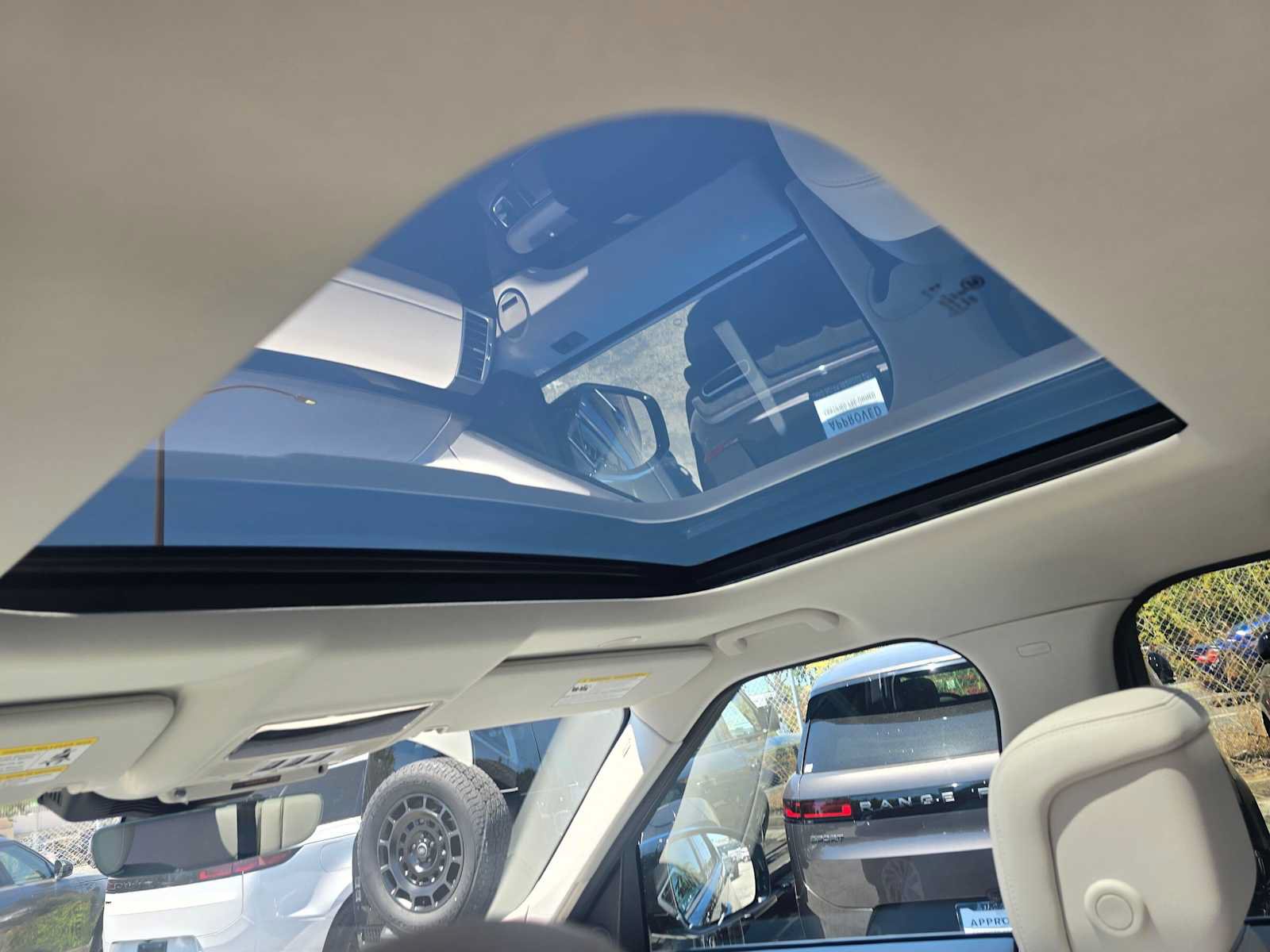 New 2026 Land Rover Discovery S AWD/4WD image 19