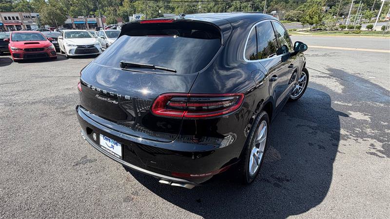 Used 2018 Porsche Macan Turbo AWD/4WD image 6