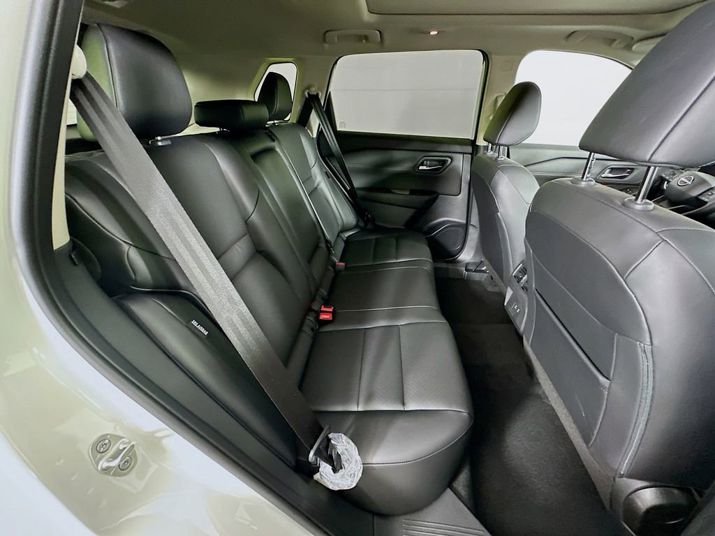 New 2026 Nissan Rogue SV AWD/4WD image 35
