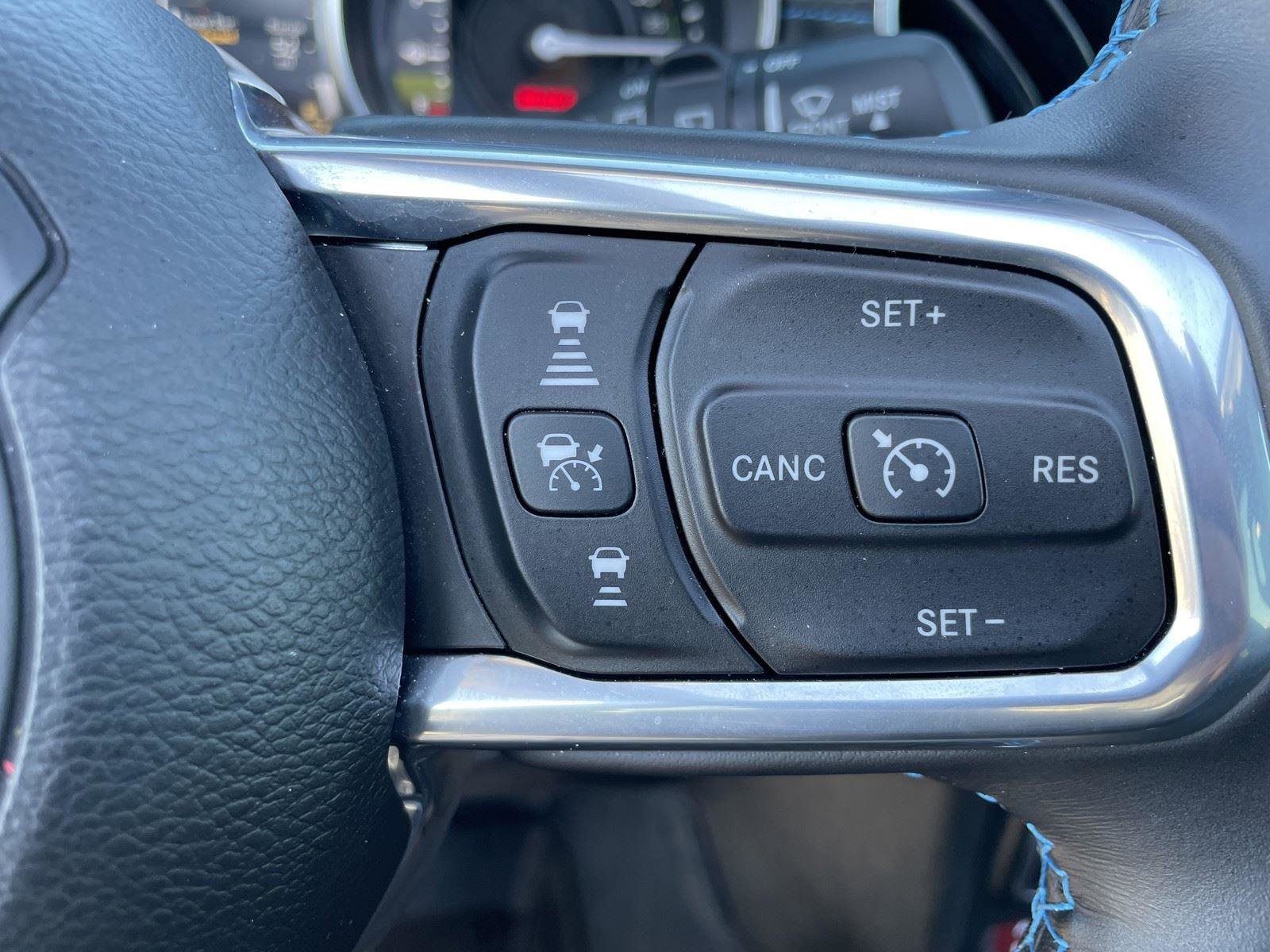 Used 2022 Jeep Wrangler Unlimited Rubicon 4xe w/ Safety Group image 14