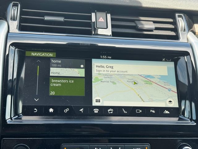 Used 2017 Land Rover Discovery HSE AWD/4WD image 32