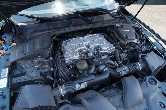 Used 2016 Jaguar XJ R-Sport RWD image 41