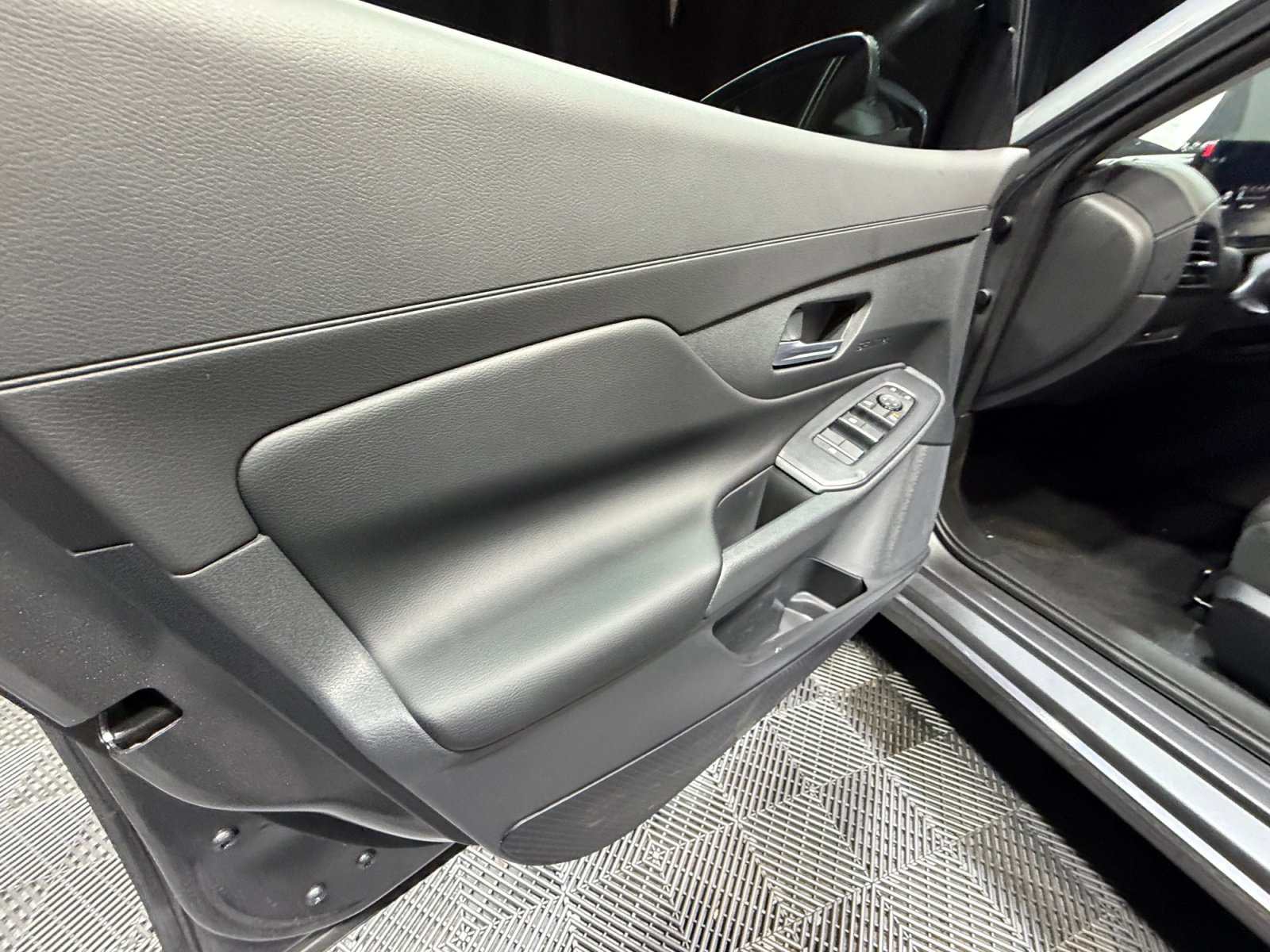 New 2026 Nissan Sentra SV image 13