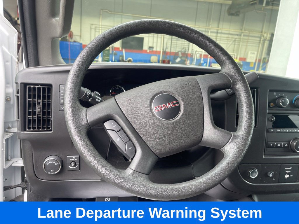 Used 2025 GMC Savana 3500 LT w/ LT Preferred Equipment Group RWD image 15