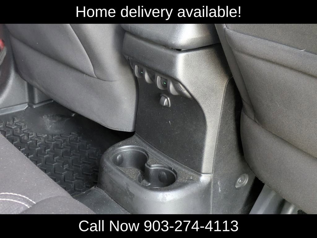 Used 2014 Jeep Wrangler Unlimited Rubicon w/ Connectivity Group image 33