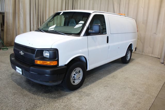 Used 2008 Chevrolet Express 3500 RWD image 4