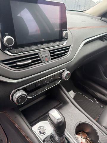 Certified 2022 Nissan Altima 2.5 SR FWD image 10