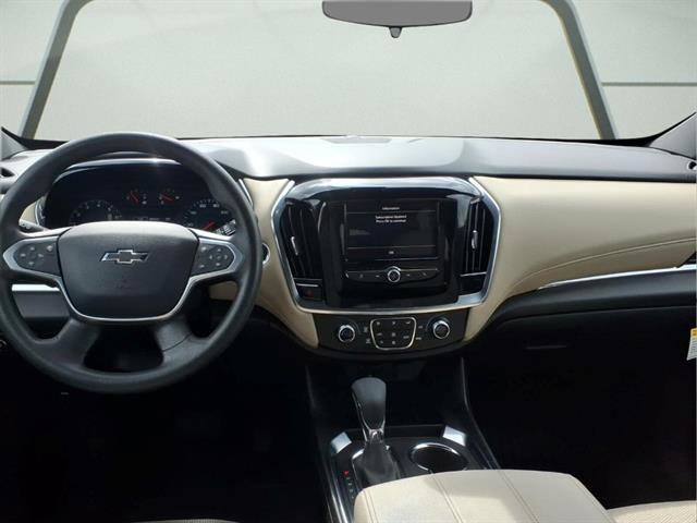 Certified 2023 Chevrolet Traverse LS w/ Midnight/Sport Edition FWD image 11