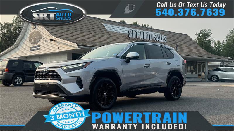 Used 2022 Toyota RAV4 SE w/ SE Grade Weather Package