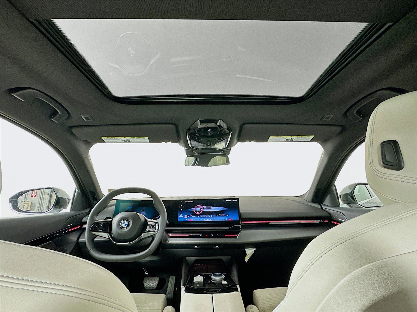 Used 2025 BMW 530i xDrive w/ Premium Package image 23