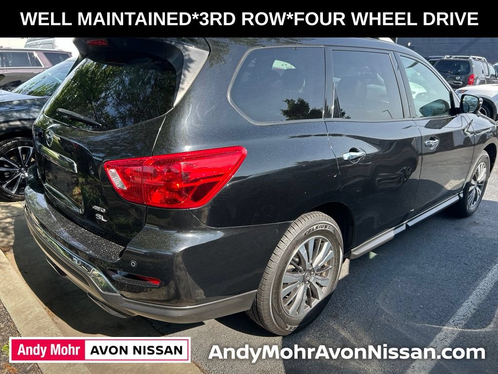 Used 2020 Nissan Pathfinder SL AWD/4WD image 3