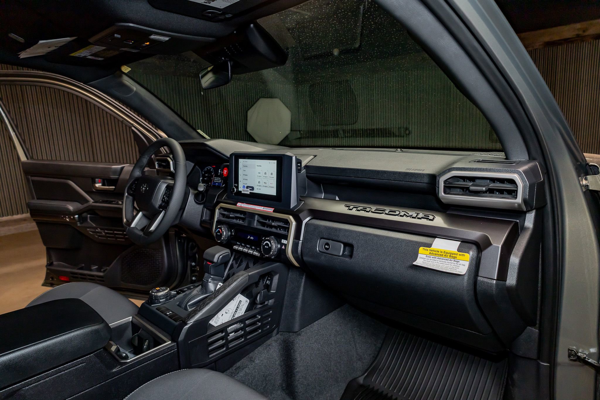 Used 2025 Toyota Tacoma TRD Off-Road image 20