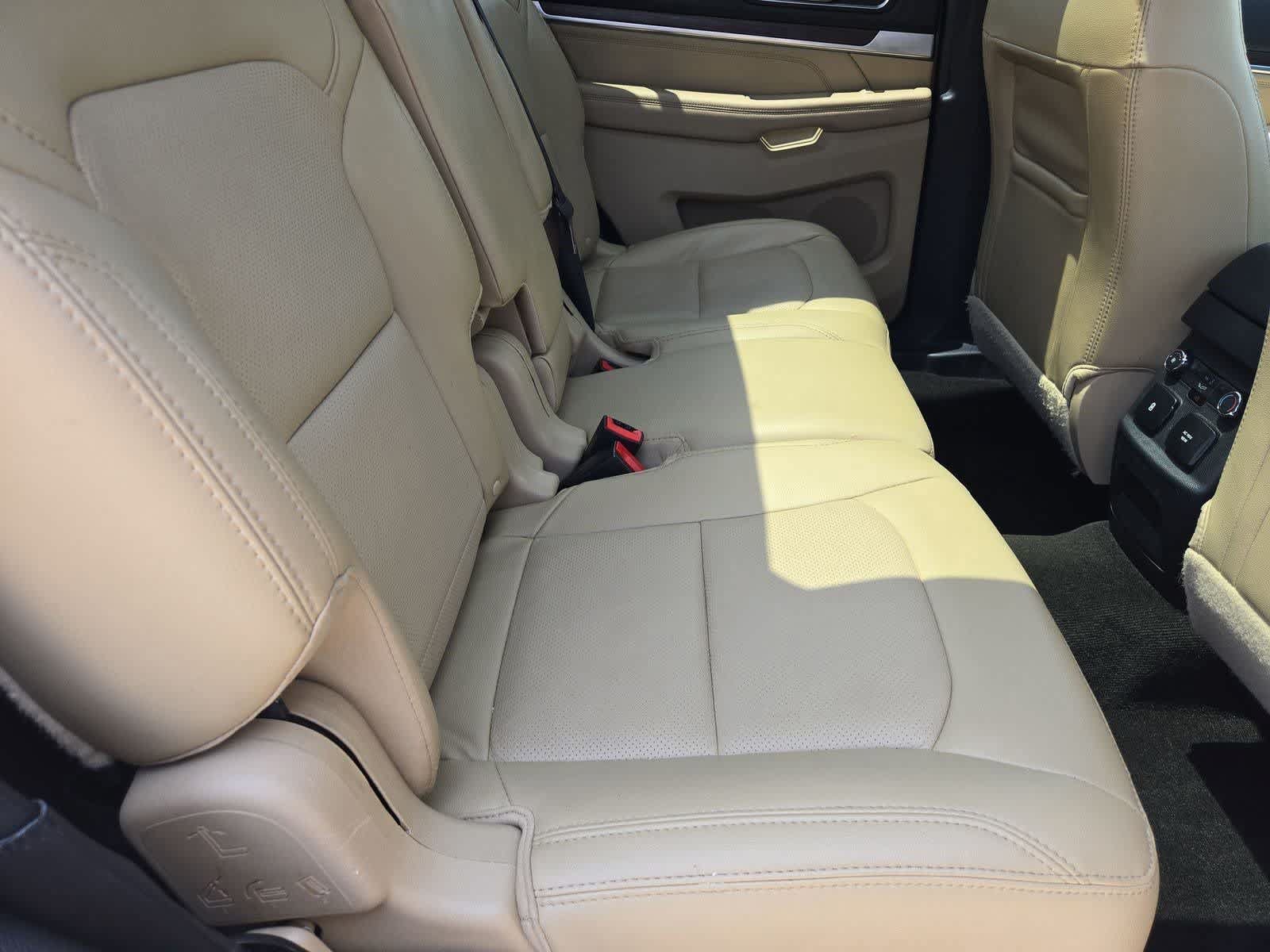 Used 2017 Ford Explorer Limited FWD image 20