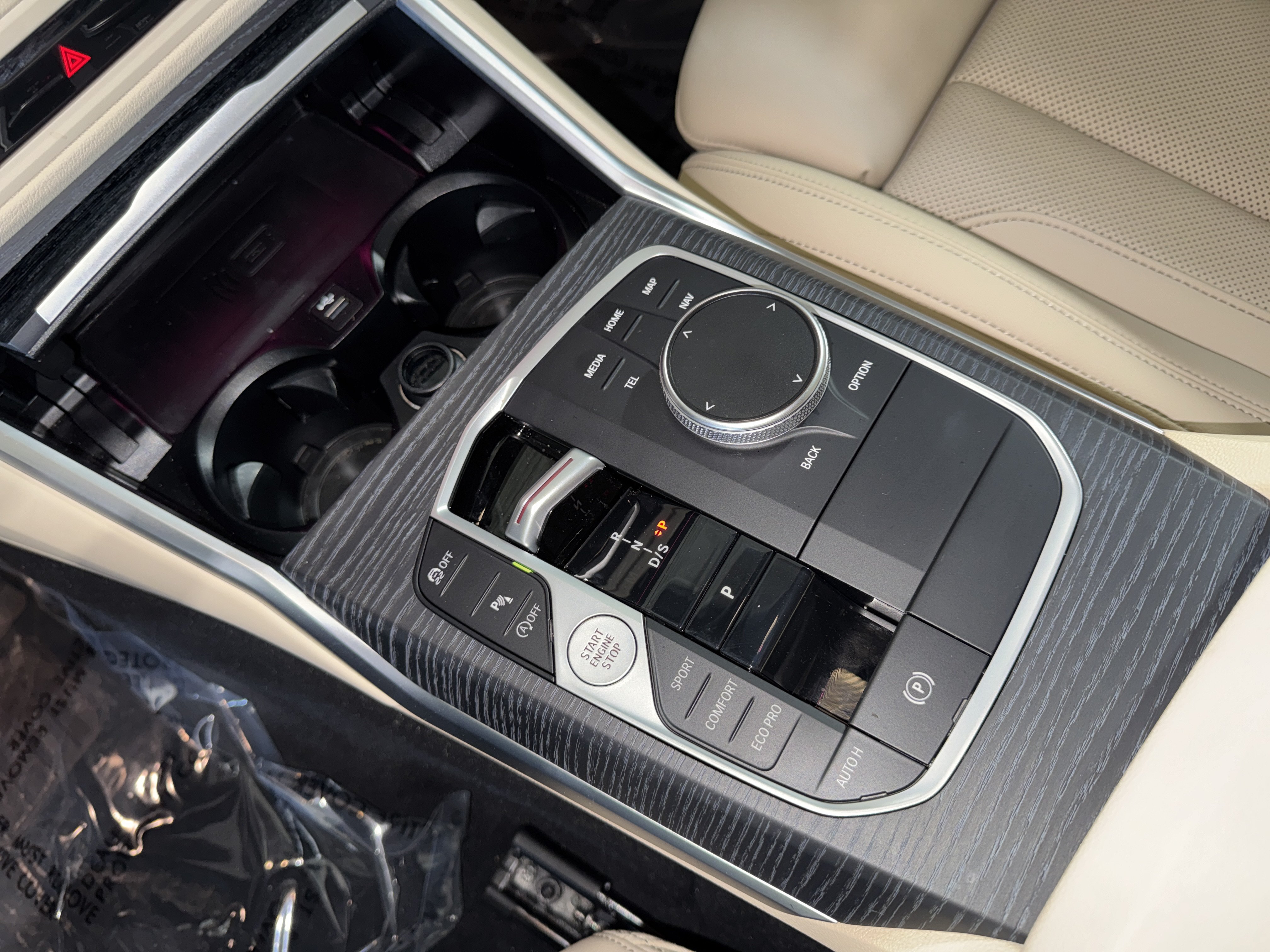 Certified 2025 BMW 330i Sedan w/ Premium Package RWD image 28