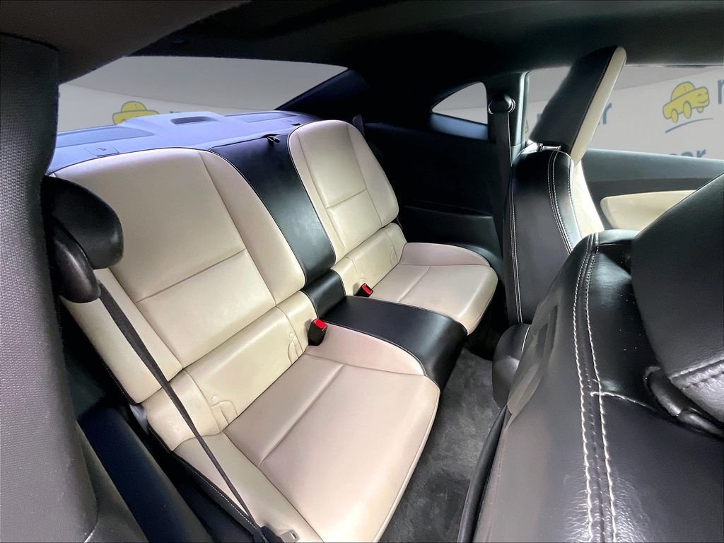 Used 2013 Chevrolet Camaro SS RWD image 19