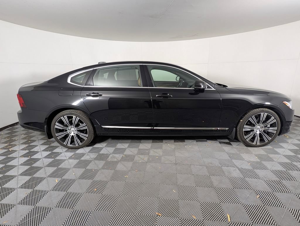 Used 2024 Volvo S90 B6 Ultimate image 8