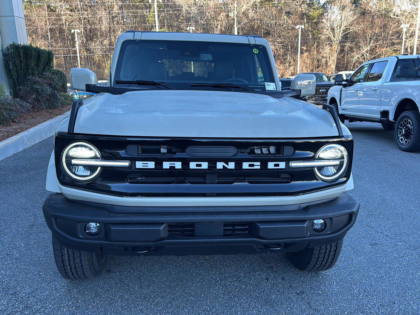 New 2025 Ford Bronco Outer Banks image 10