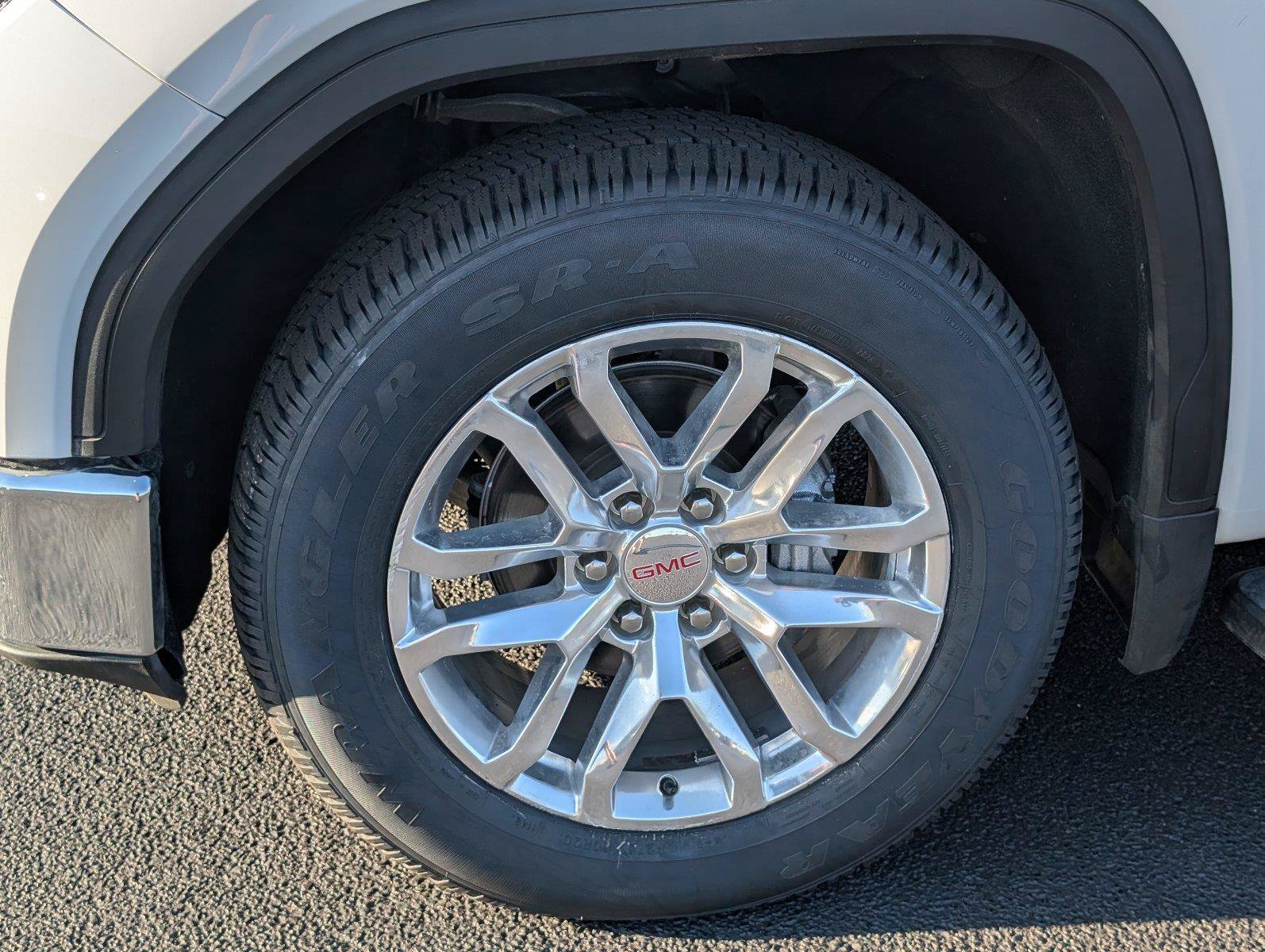 Used 2022 GMC Sierra 1500 SLT AWD/4WD image 11