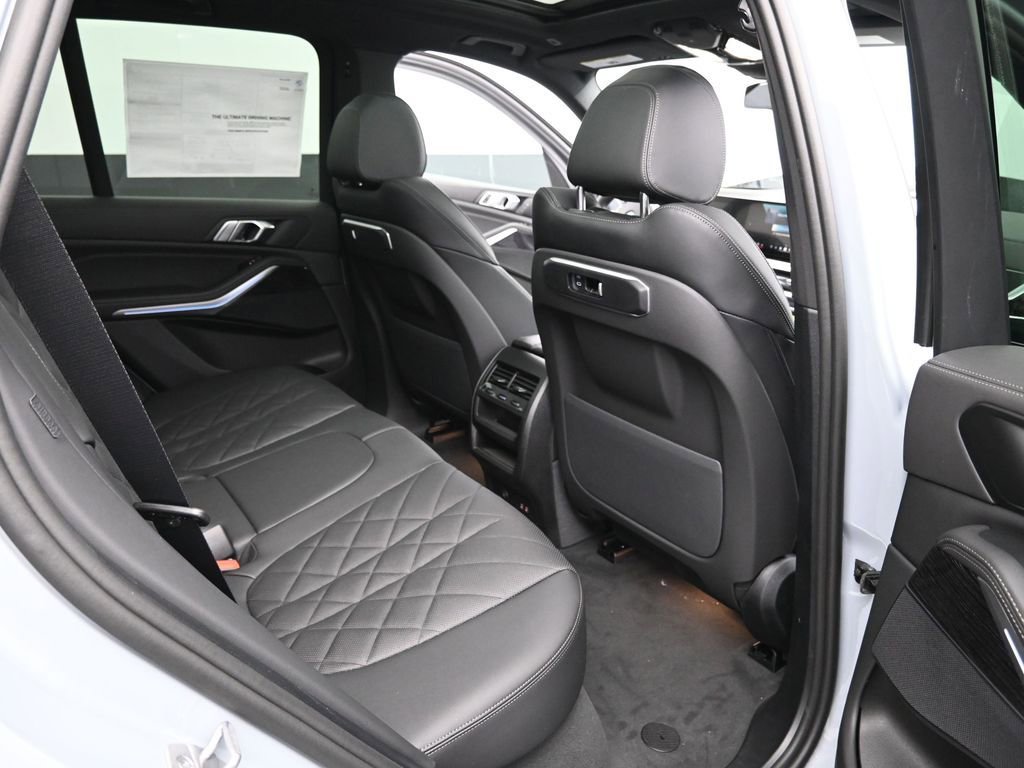 New 2026 BMW X5 xDrive50e AWD/4WD image 30