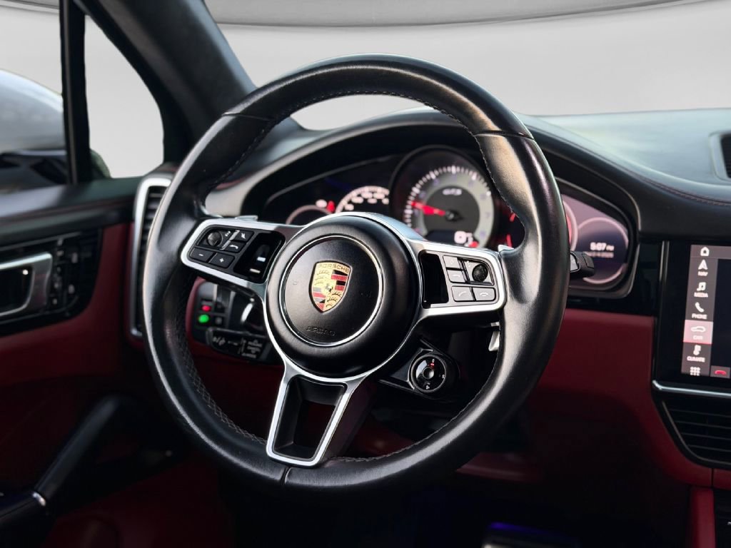 Used 2021 Porsche Cayenne GTS image 45