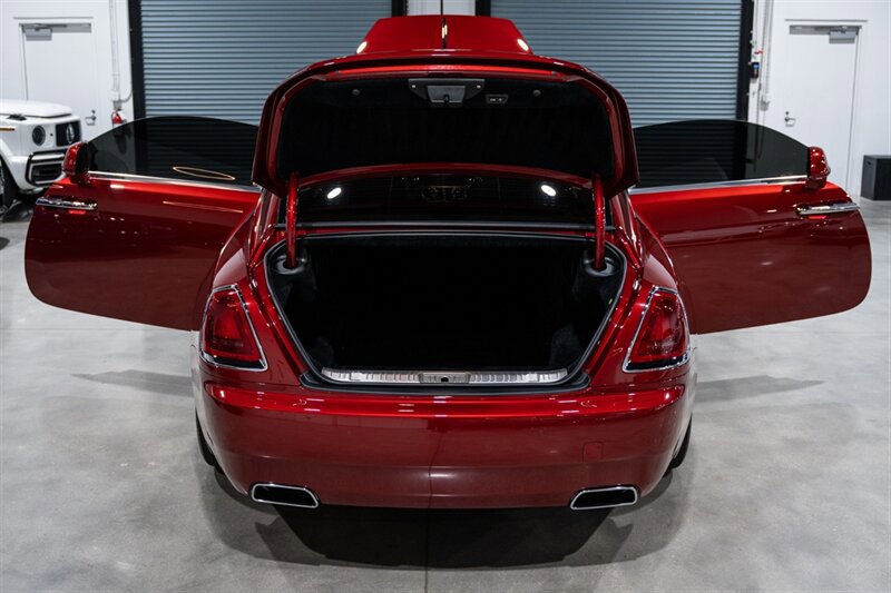 Used 2019 Rolls-Royce Wraith RWD image 41