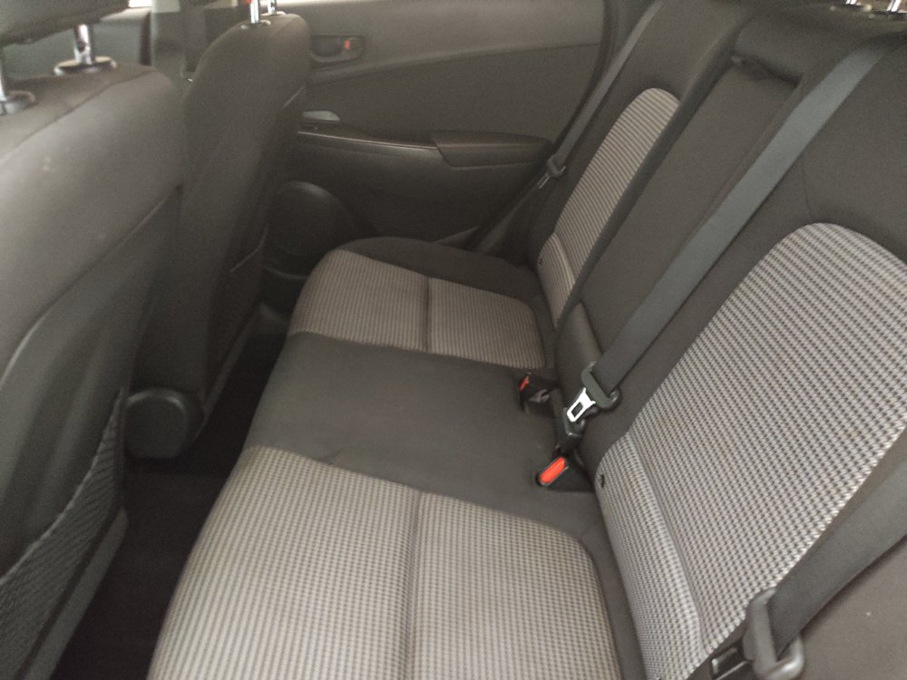 Used 2019 Hyundai Kona SE FWD image 18
