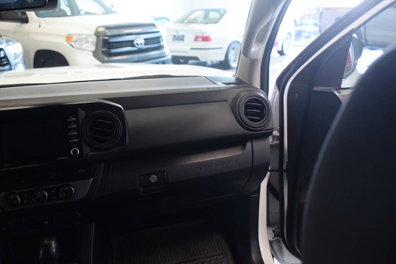 Used 2022 Toyota Tacoma SR AWD/4WD image 23