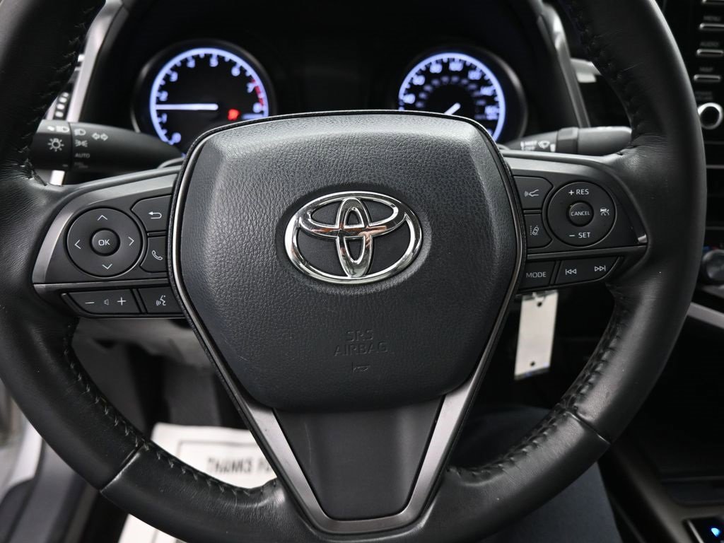 Used 2022 Toyota Camry SE image 20