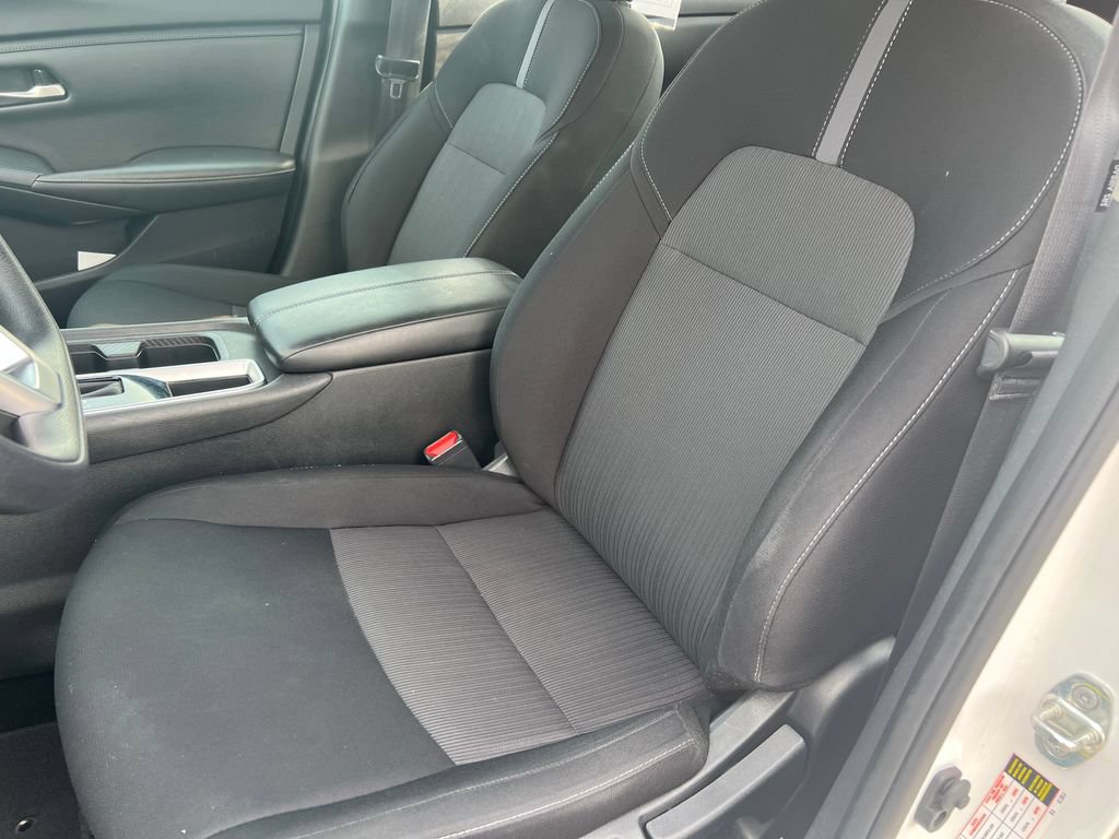 Used 2023 Nissan Sentra SV FWD image 11