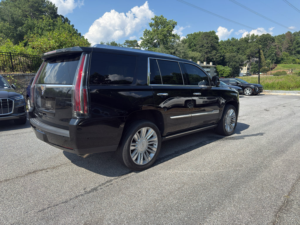 Used 2018 Cadillac Escalade Platinum AWD/4WD image 3
