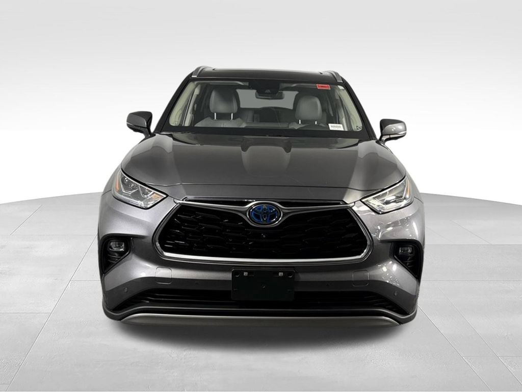 Used 2024 Toyota Highlander Platinum AWD/4WD image 10