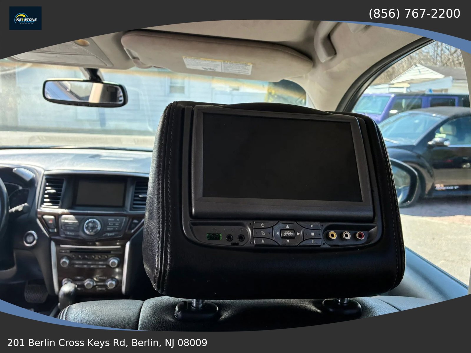 Used 2013 Nissan Pathfinder SL w/ Trailer Tow Pkg AWD/4WD image 13