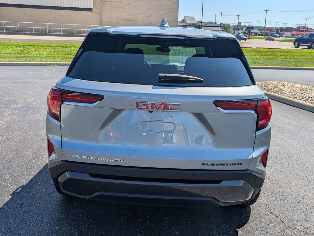 Used 2025 GMC Terrain Elevation AWD/4WD image 6