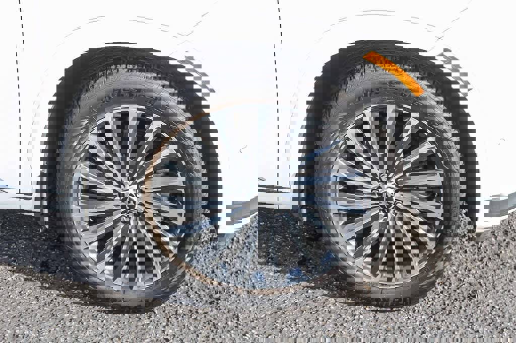 Used 2023 Hyundai Palisade Calligraphy image 12