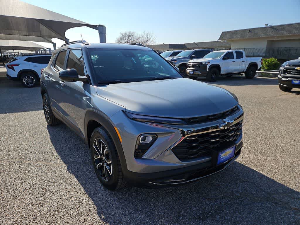 New 2026 Chevrolet TrailBlazer ACTIV w/ Convenience Package FWD image 2
