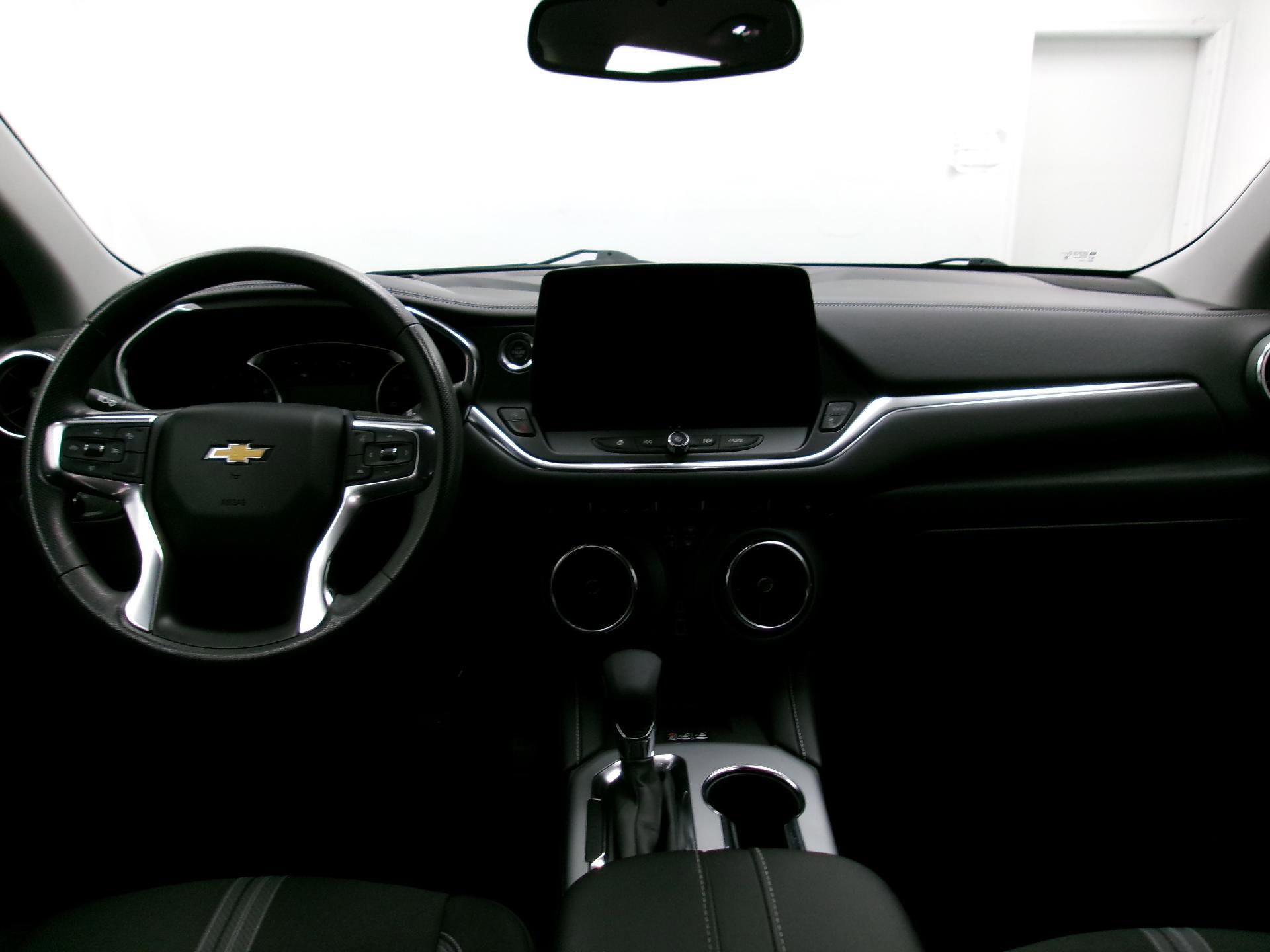 Certified 2023 Chevrolet Blazer LT w/ Convenience Package image 9