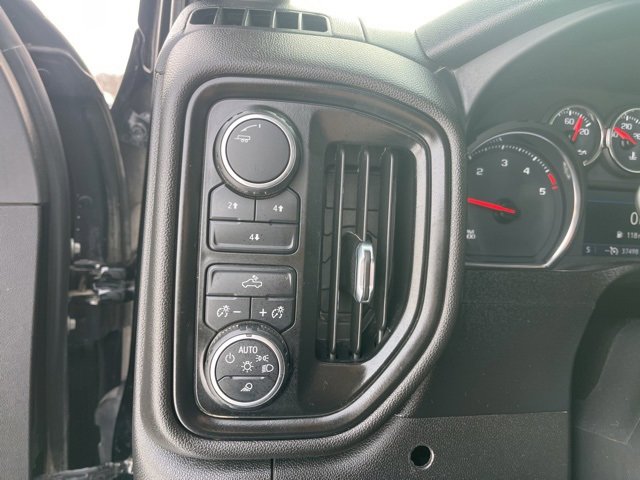 Used 2021 Chevrolet Silverado 2500 Custom w/ Custom Value Package image 27