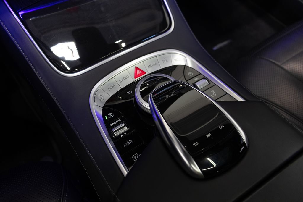 Used 2019 Mercedes-Benz S 560 Sedan image 35