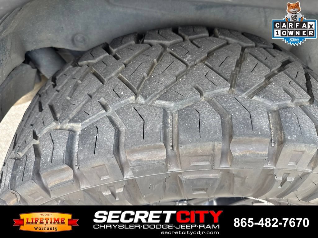 Used 2021 Jeep Wrangler Unlimited Rubicon AWD/4WD image 16
